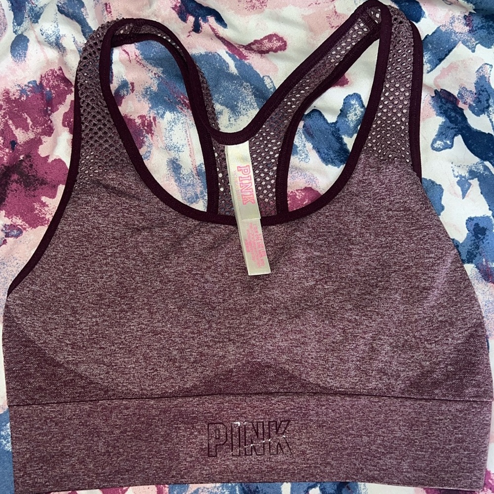 PINK Victoria’s Secret Seamless Sports Bra Size S